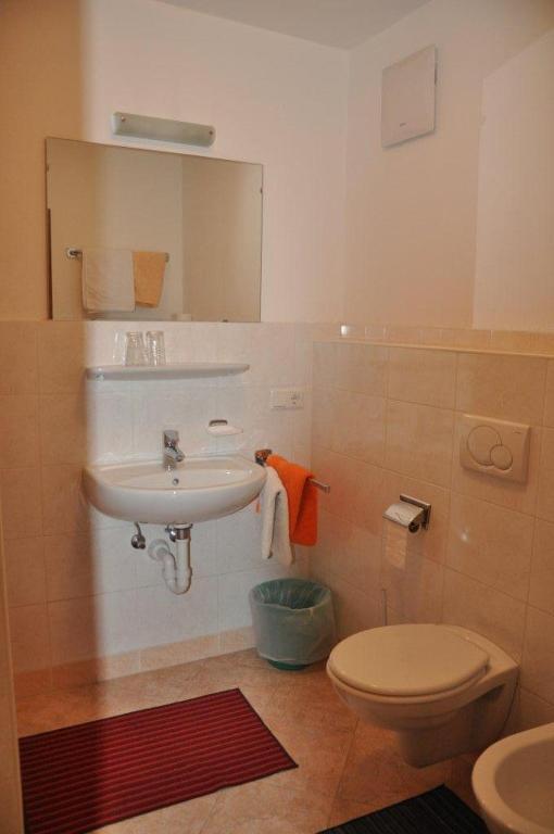 Hotel Burgfrieden à Vipiteno Chambre photo